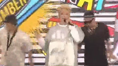 Amber(f(x)),Luna(f(x)) - Shake That Brass