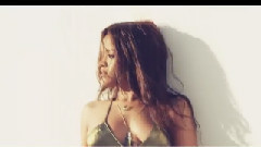 Rihanna - Behind The Scenes