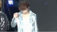 EXO-M - 中场休息艺兴跳舞