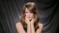 Fashion Models Asked To Do The Impossible (Mary Alice Stephenson)