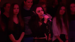 Charli XCX,Rita Ora - Doing It