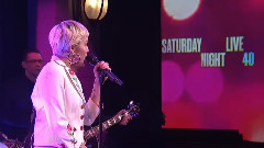 Miley Cyrus - SNL 40周年特别节目开场秀