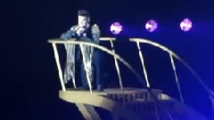 Adam Lambert - Somebody To Love