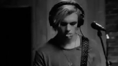 R5 - Let's Not Be Alone Tonight