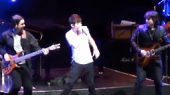 Greyson Chance - Pumped Up Kicks & 感谢环节