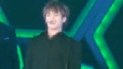 SHINee - Turn Up The Music