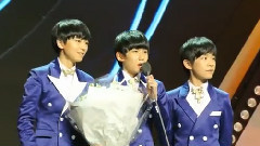TFBOYS - 领奖