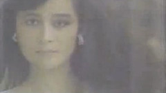 高胜美 - 彩云伴海鸥