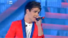 One Direction - What Makes You Beautiful