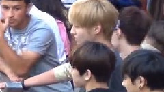 EXO,EXO-M - Disneyland