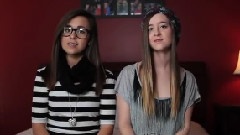 Megan & Liz - Stereo Hearts