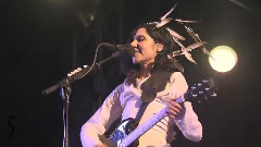 PJ Harvey - The Sky Lit Up