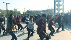 TFBOYS,舞蹈视频 - 易烊千玺生日千骑士团 鸟巢舞蹈应援