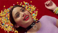 Charli XCX - Famous