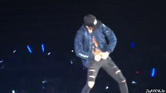 EXO - Sehun Solo Dance Stage