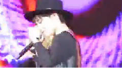 G-Dragon(BigBang),BigBang - Crayon & Crooked