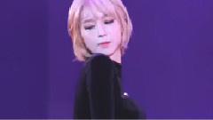 AOA - 短裙
