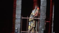 Lady Gaga - The Edge Of Glory