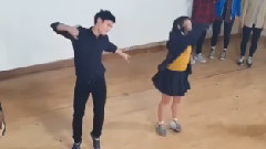 EXO - 游击队约会 和粉丝一起跳Overdose