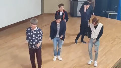 EXO - Call Me Baby 舞蹈示范 (未播出片段)