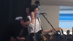The 1975 - Settle Down