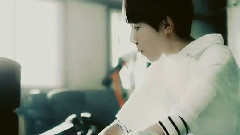 TFBOYS - Under The Darkness