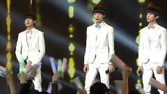 TFBOYS - 至少还有你 & 那些花儿