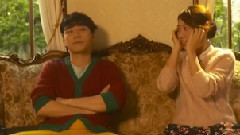 胜利(Bigbang) - 瀧本美織 & V.Iがキスシーン