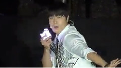 郑允浩,东方神起 - Something