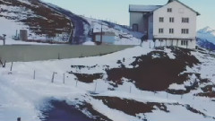 Super Junior - 银赫 推特&IG更新 利特东海相关:Switzerland