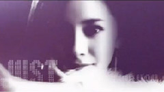 杨幂,刘亦菲 - I Kissed A Girl