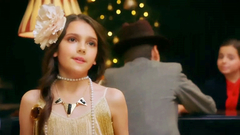 Michael Buble,Idina Menzel - Baby It's Cold Outside