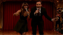 Carrie Underwood,搞笑音乐,Jimmy Fallon - 感恩节恶搞群星热单