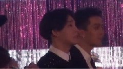 Winner - 观看Sistar表演的Winner