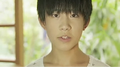 TFBOYS,易烊千玺 - 易烊千玺萌牛送粉丝