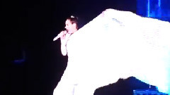 Katy Perry - Walking On Air