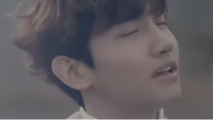 东方神起 - Chandelier