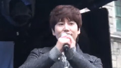 圭贤(Super Junior),Super Junior - Surprise Mini Concert At Ewha Women' University
