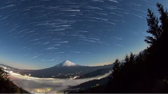 富士山和星星的轨迹延时摄影