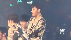 EXO-M,EXO - Dance Battle