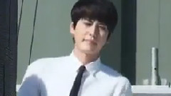 圭贤(Super Junior) - 圭贤的麦克风捏!!