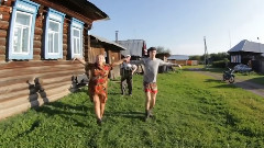 模仿翻唱 - Hideaway