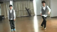 TF家族 - 小爱&欧阳 Breakin