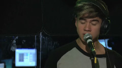 5 Seconds of Summer - She Looks So Perfect