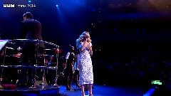 Paloma Faith - Only Love Can Hurt Like This