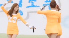 Orange Caramel - Orange Caramel 在舞台上总有事情发生