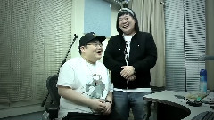 2BiC - 2BiC观看选秀节目的模仿者演唱Love Game