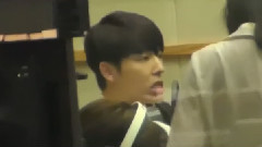 东海(Super Junior),Super Junior - Kiss The Radio