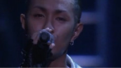 AAA - もう恋なんてしない