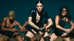 Jessie J,2 Chainz - Burnin' Up